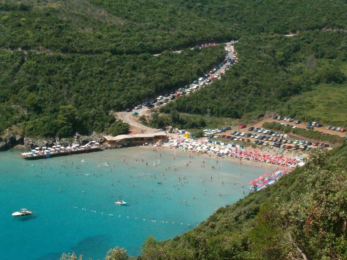 Kuca Pavle Trsteno Budva Buitenkant foto